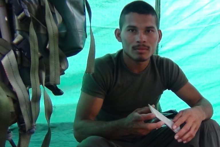 Un niño de la guerra, un hombre para la paz
