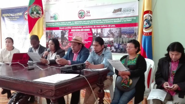 Las víctimas rechazan un pacto sólo de élites