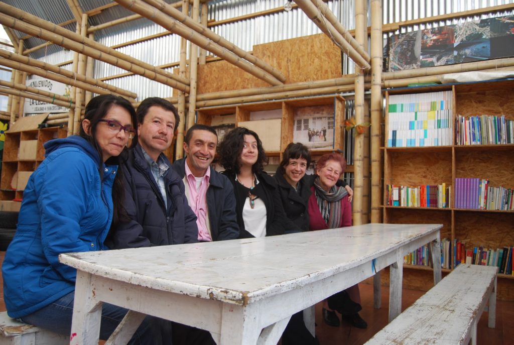 Parte de la comunidad y de Arquitectura Expandida, dentro de La Casa de la Lluvia.