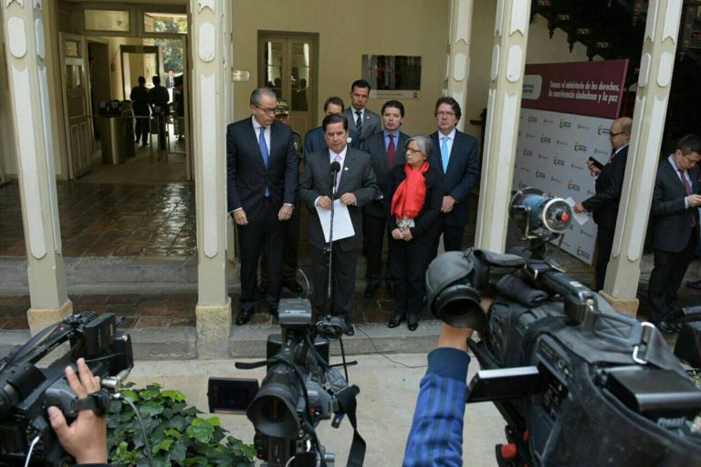 El Gobierno pide respeto y garantías para Marcha Patriótica