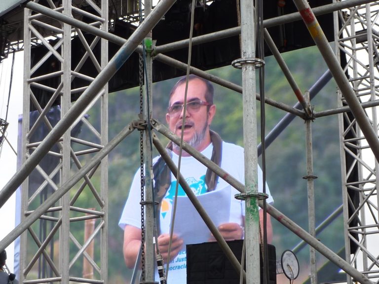 “La derecha quiere volver a incendiar el país. Y el país se incendia fácil”