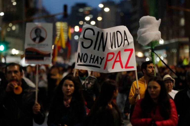 El genocidio no cesa en Colombia: 2,012 líderes asesinados en 10 años